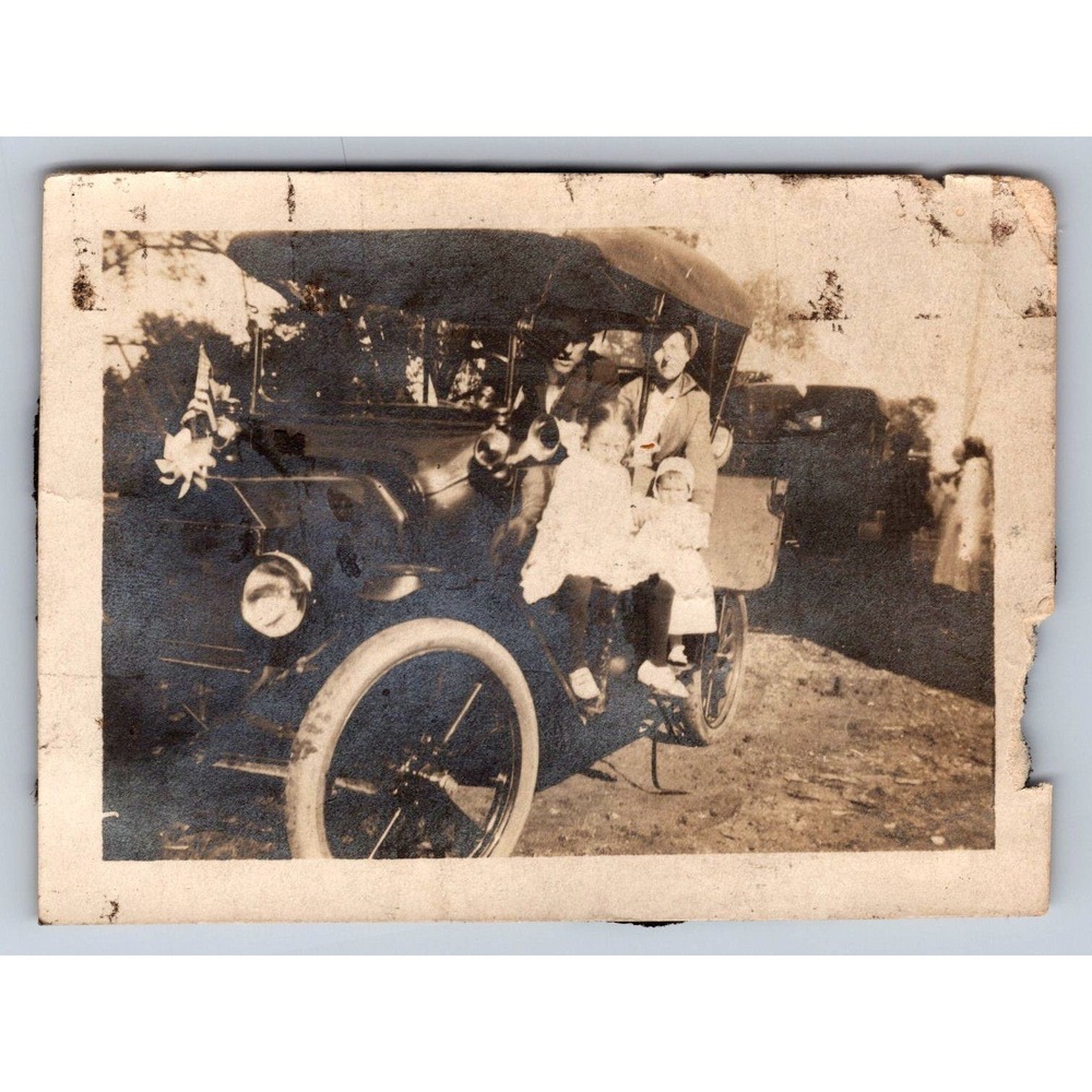 Family in Antique Car 1910s Snapshot Photograph Early Automobile Kids